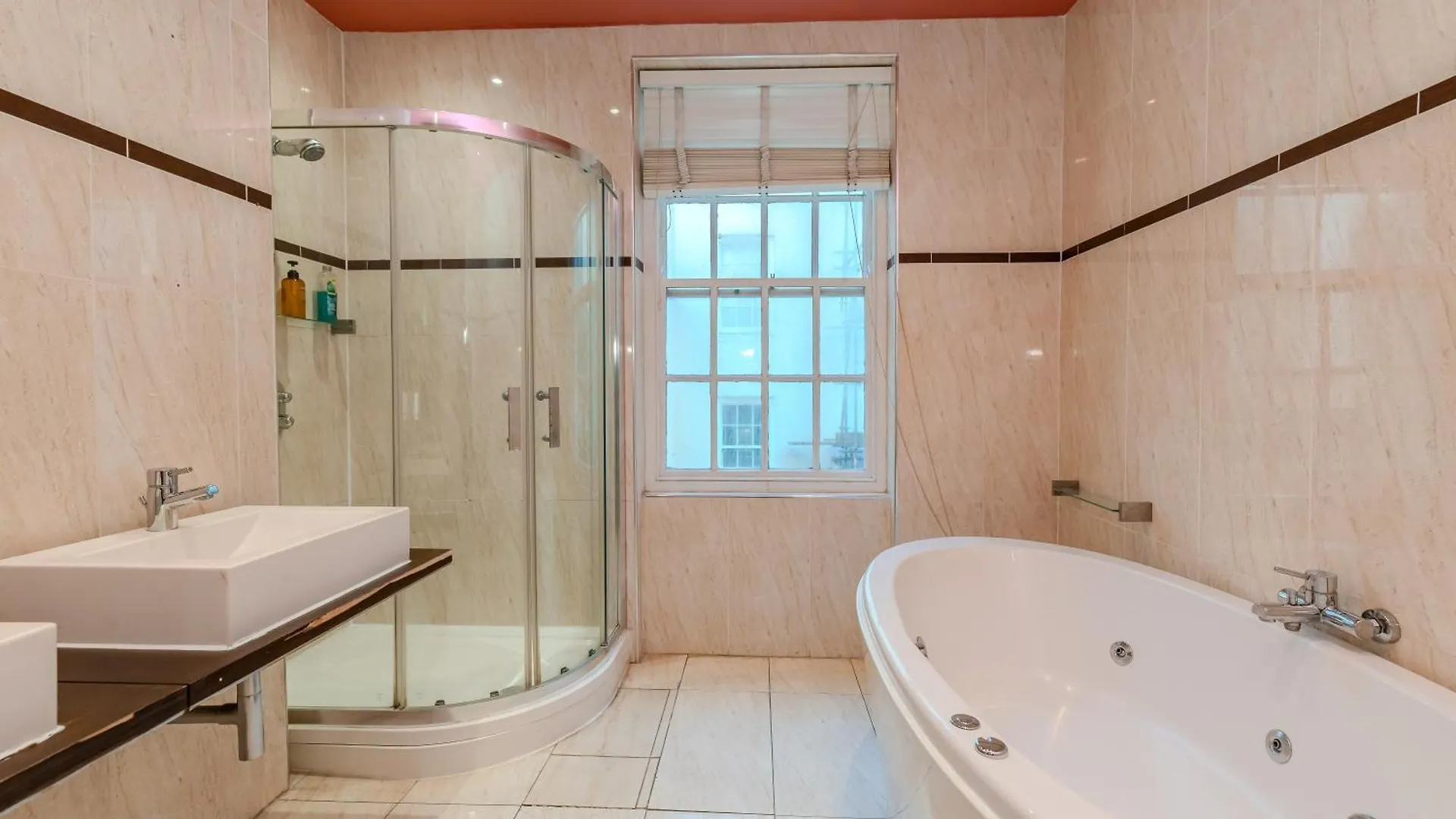 Spacious Brighton Beach Town House I Stag Do & Hen Party Welcome